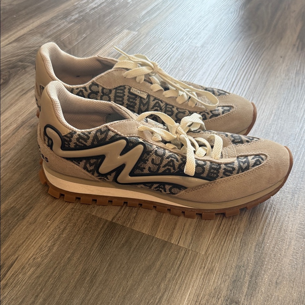 Marc Jacobs Beige and Black Patterned Sneakers